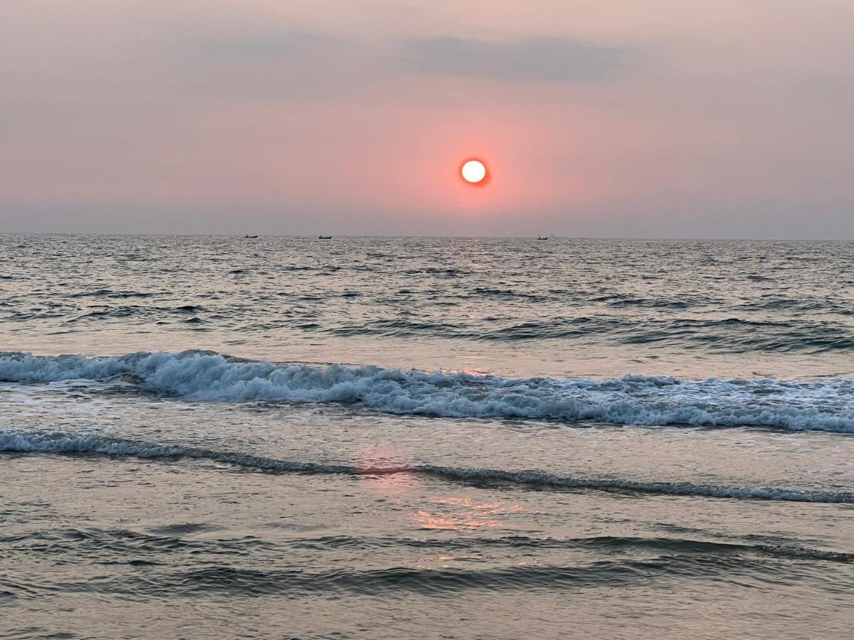 Red Sun Beach Villa Kosgoda Esterno foto