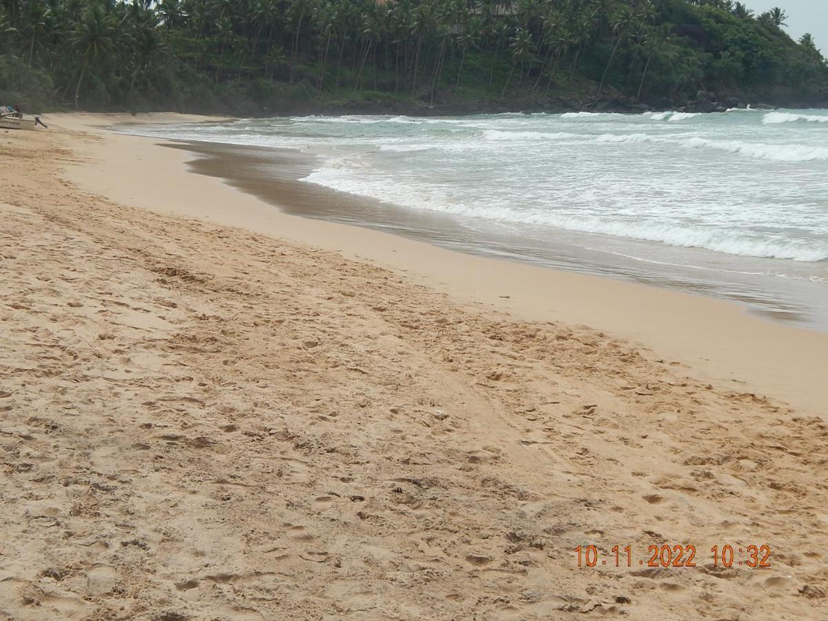 Red Sun Beach Villa Kosgoda Esterno foto